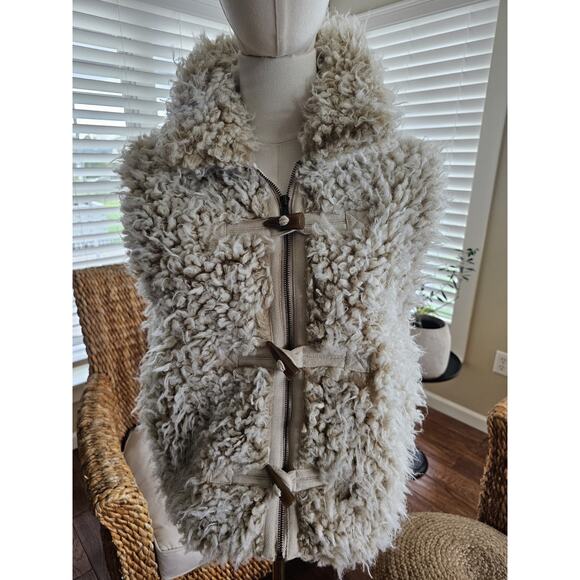Anthropologie Faux Shearling Fur Vest Toggle Sherpa Teddy Sweater Women's Size S - Picture 3 of 13